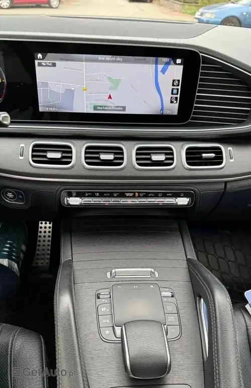 MERCEDES-BENZ GLS 