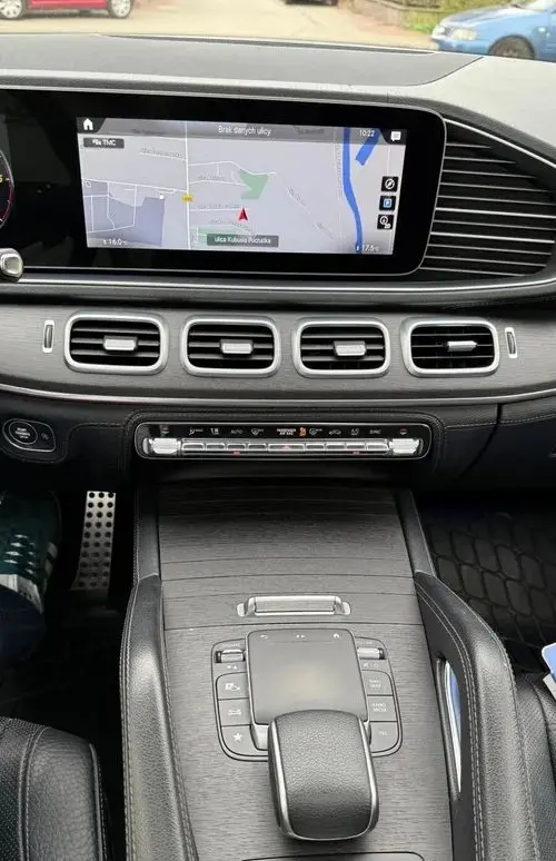 MERCEDES-BENZ GLS 