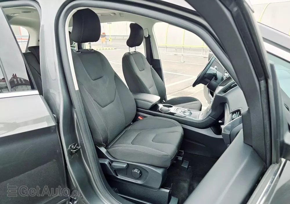 FORD S-Max 2.0 EcoBlue Titanium