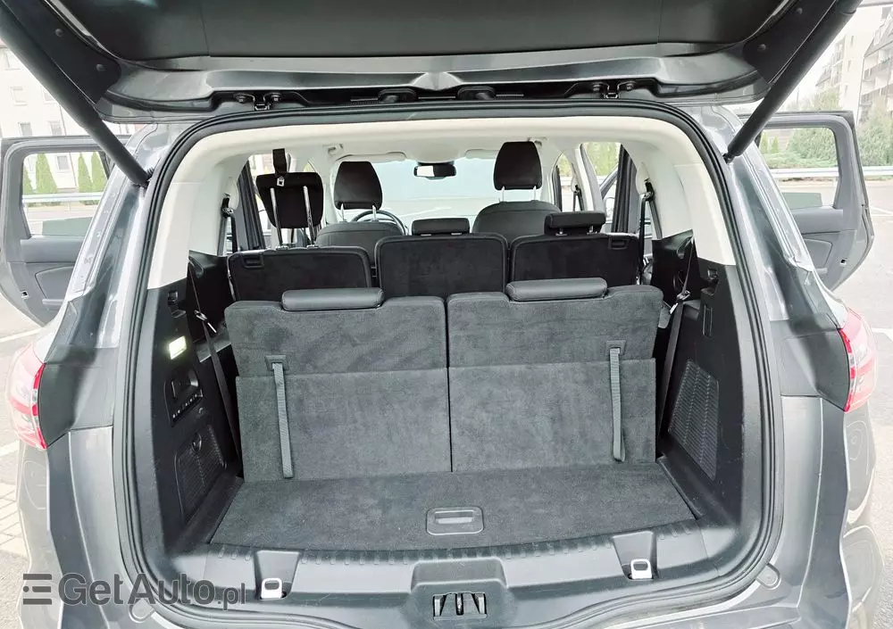 FORD S-Max 2.0 EcoBlue Titanium