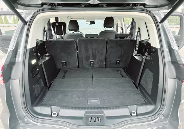 FORD S-Max 2.0 EcoBlue Titanium