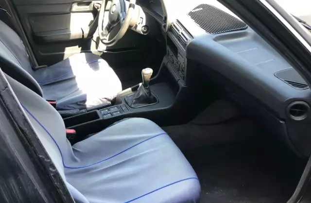 BMW Seria 5 520i 24V (150 KM)