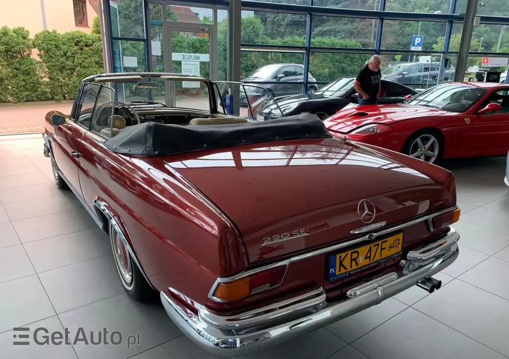 MERCEDES-BENZ 220 SE W 111 