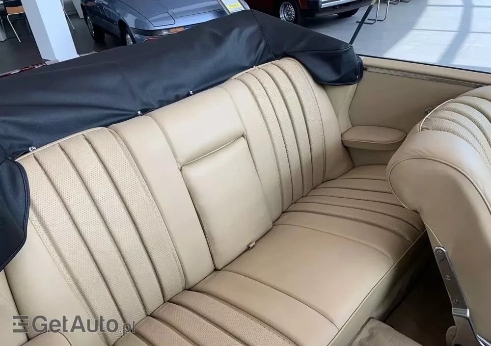 MERCEDES-BENZ 220 SE W 111 