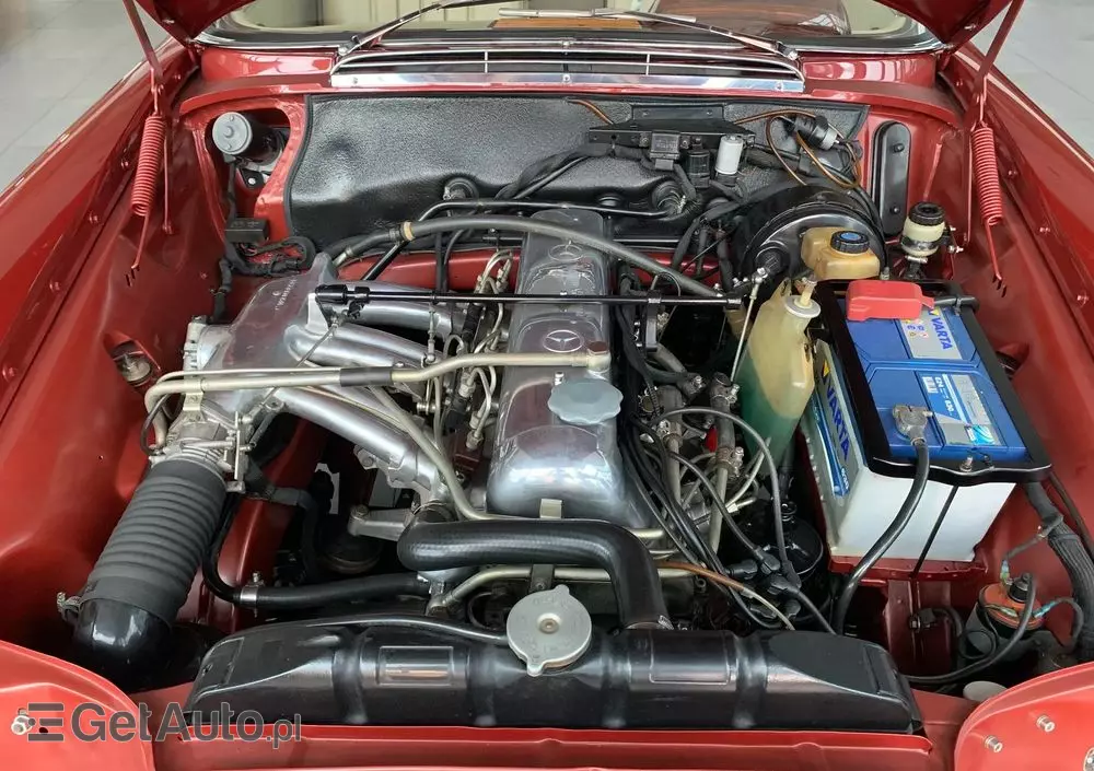 MERCEDES-BENZ 220 SE W 111 