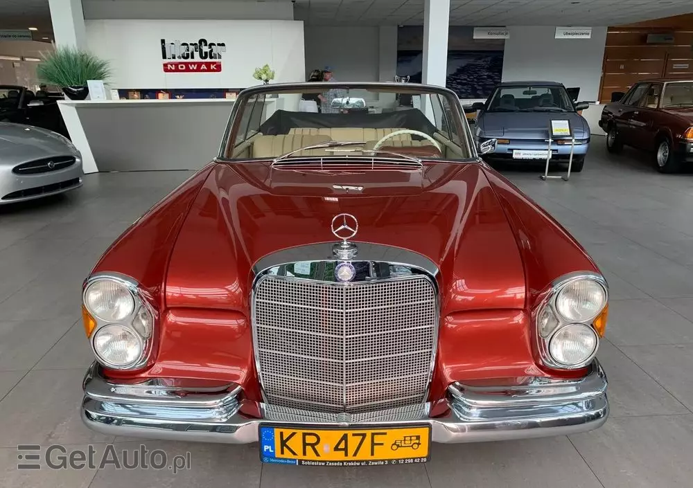 MERCEDES-BENZ 220 SE W 111 