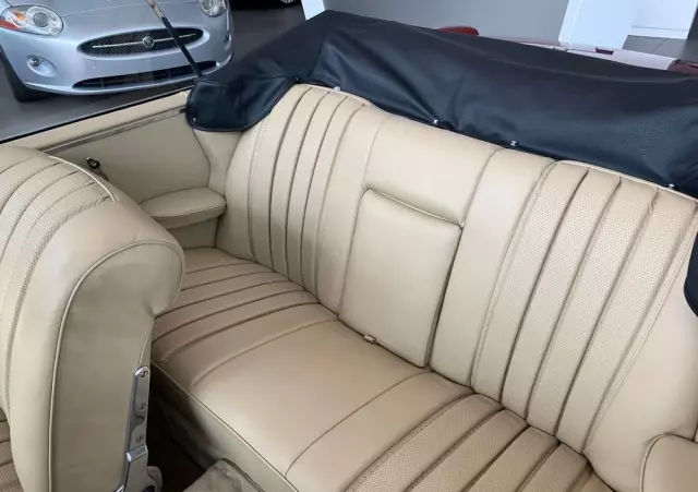 MERCEDES-BENZ 220 SE W 111 