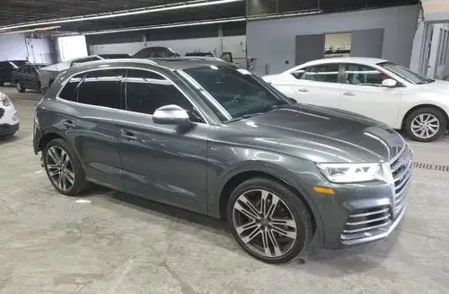 AUDI SQ5 
