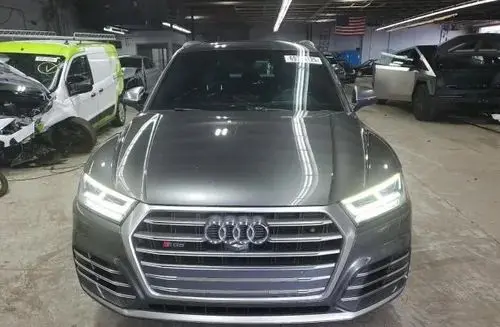 AUDI SQ5 