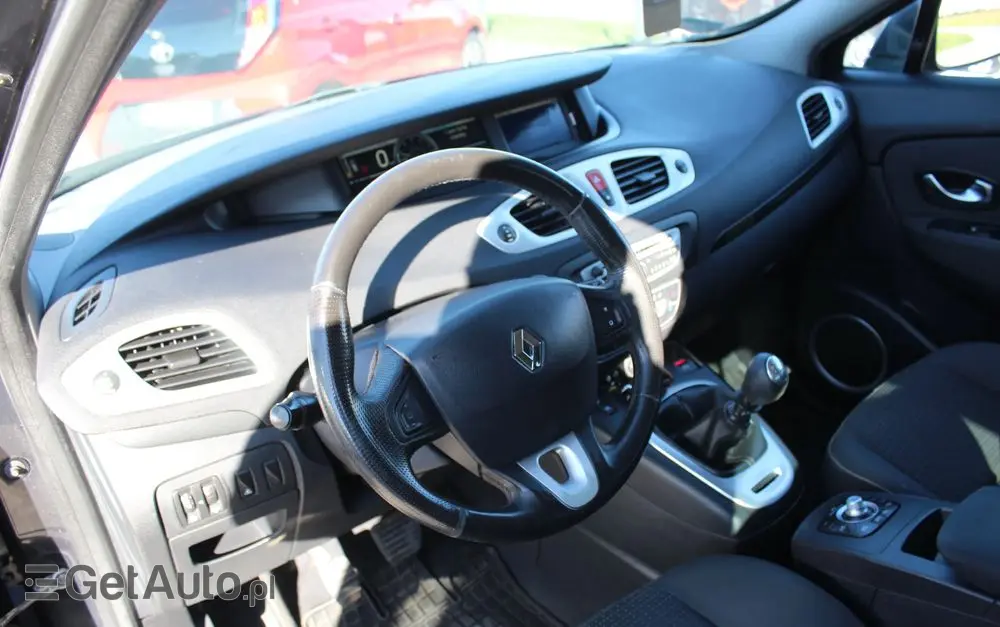 RENAULT Scenic 1.9 dCi Expression