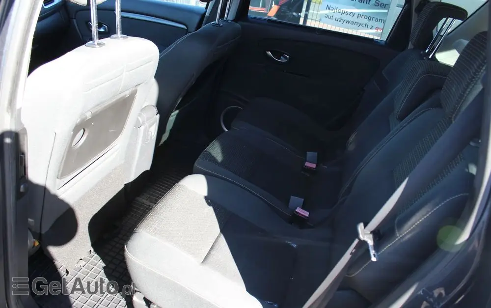 RENAULT Scenic 1.9 dCi Expression