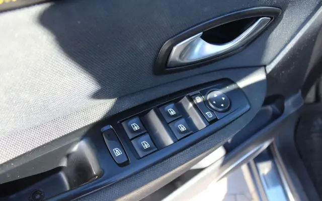 RENAULT Scenic 1.9 dCi Expression