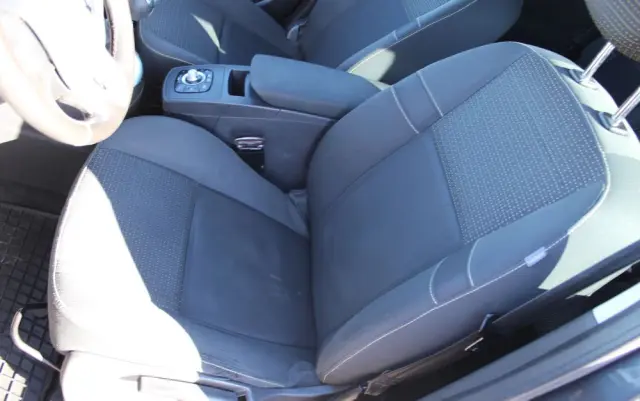 RENAULT Scenic 1.9 dCi Expression