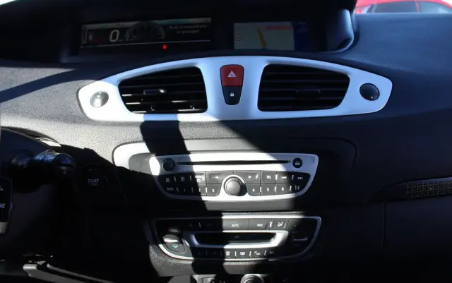 RENAULT Scenic 1.9 dCi Expression