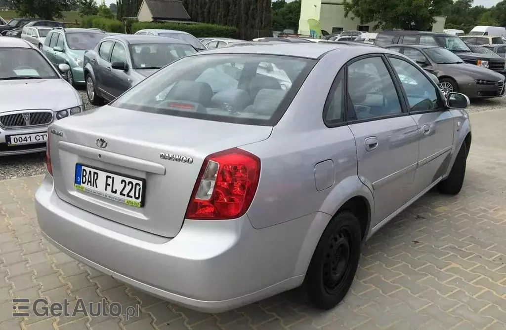 DAEWOO Nubira 