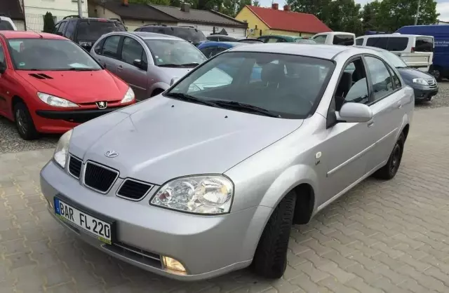 DAEWOO Nubira 