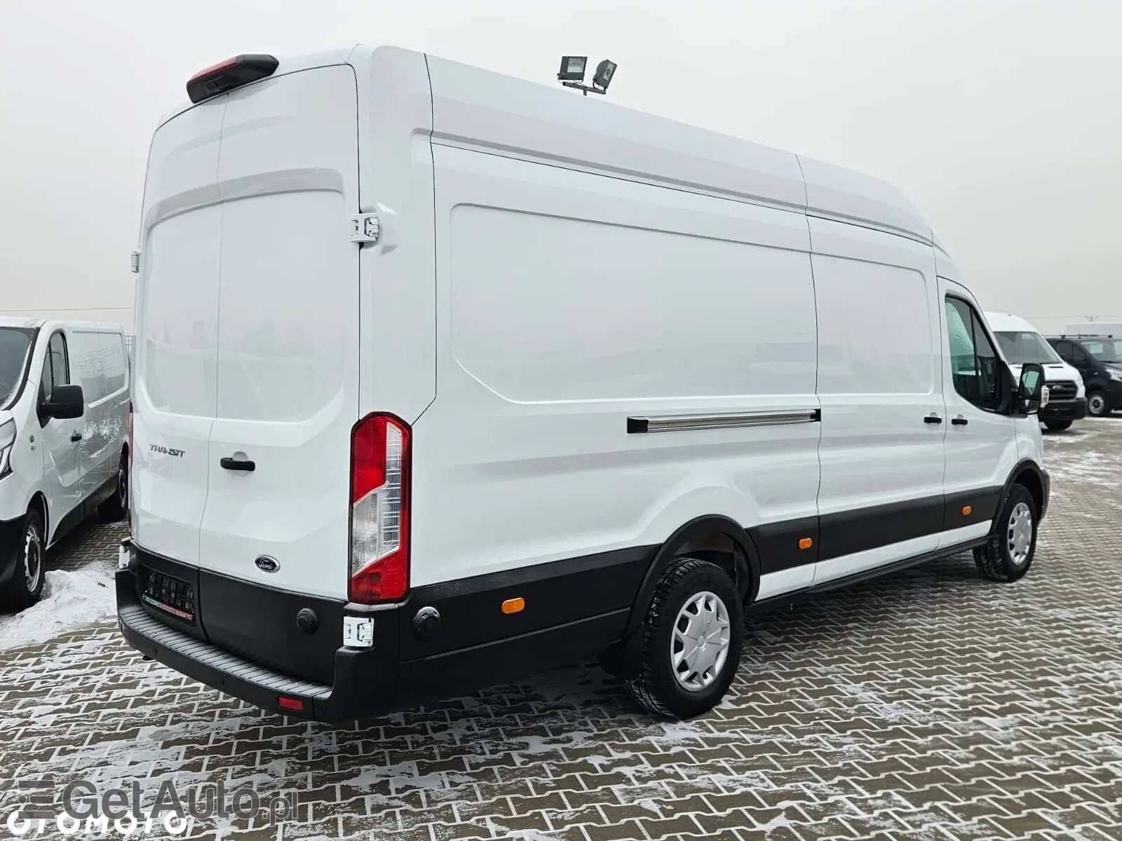 FORD Transit L4H3 Trend