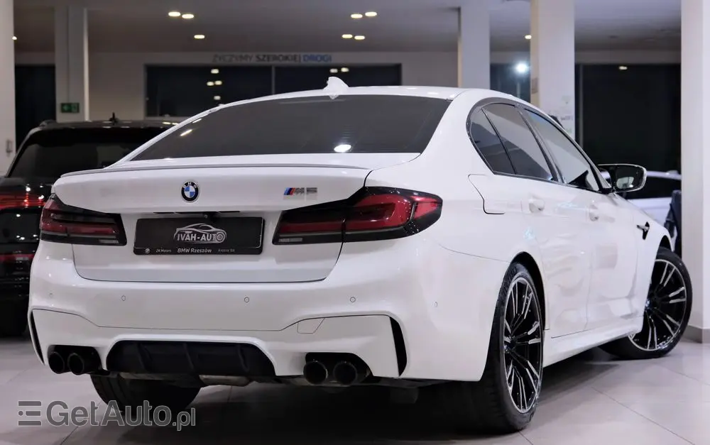 BMW M5 Standard