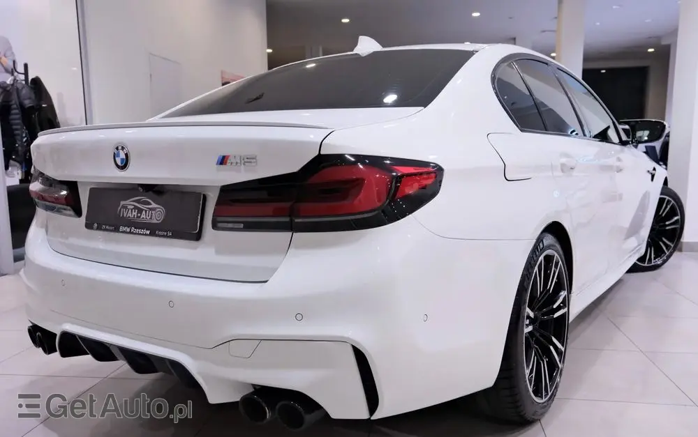 BMW M5 Standard