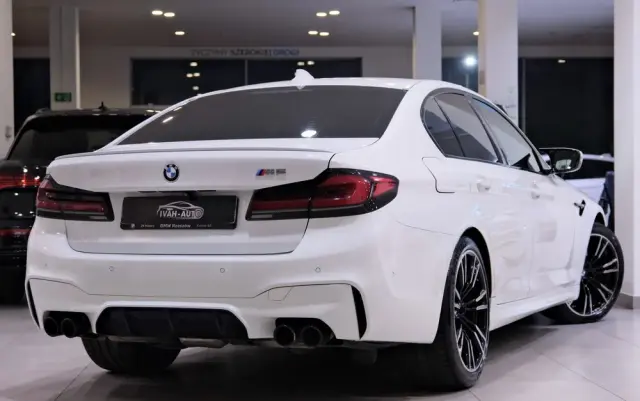 BMW M5 Standard