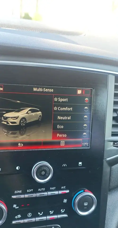 RENAULT Megane 