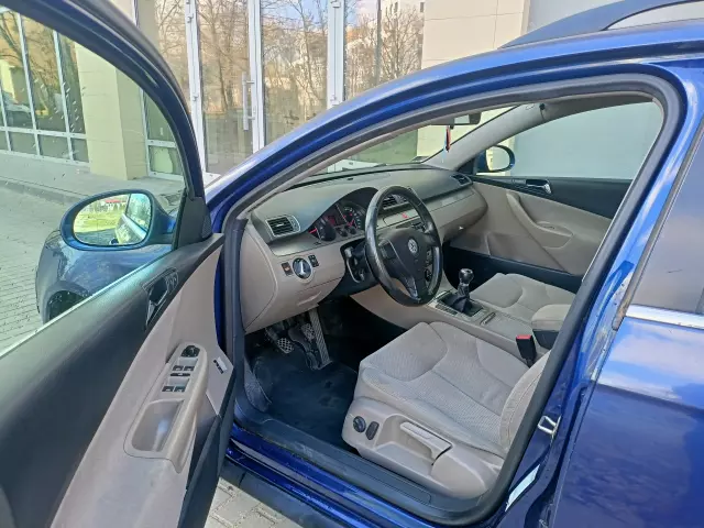 VOLKSWAGEN Passat Comfortline DPF