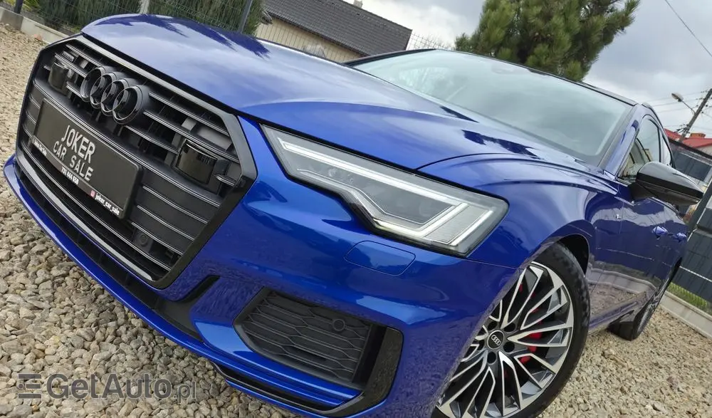 AUDI A6 Avant 55 TFSI e quattro S tronic S line