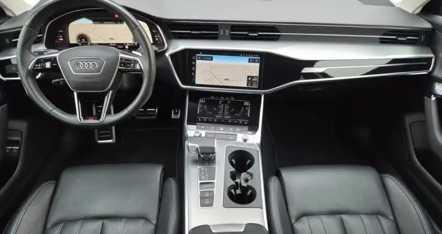 AUDI A6 Avant 55 TFSI e quattro S tronic S line