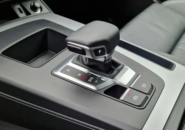 AUDI Q5 35 TDI S tronic S line