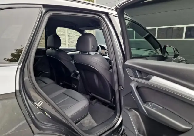 AUDI Q5 35 TDI S tronic S line