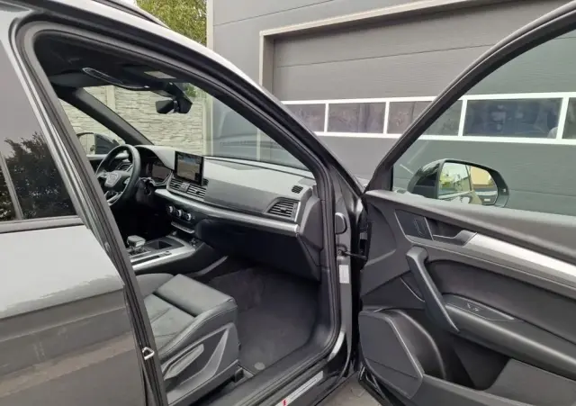 AUDI Q5 35 TDI S tronic S line