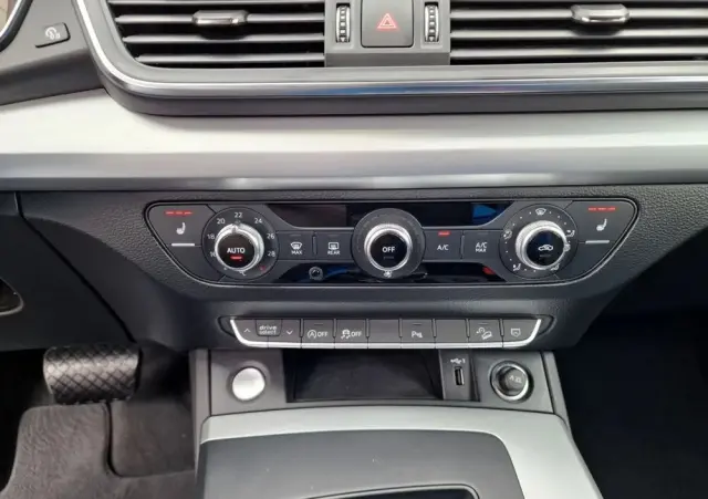 AUDI Q5 35 TDI S tronic S line