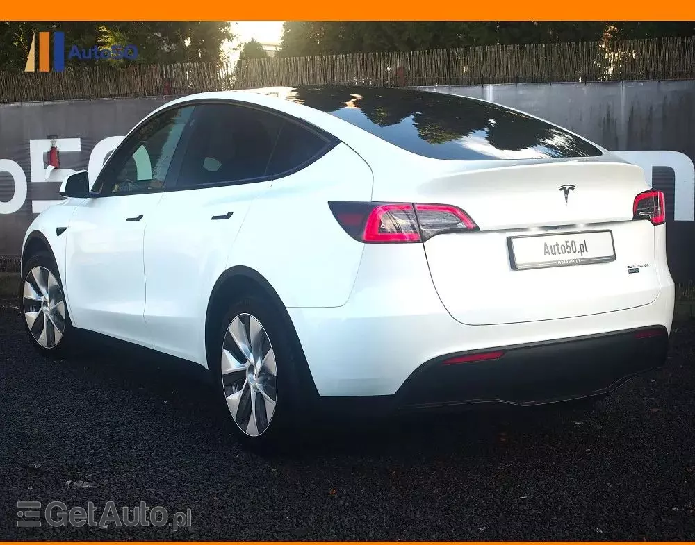 TESLA Y Long Range AWD