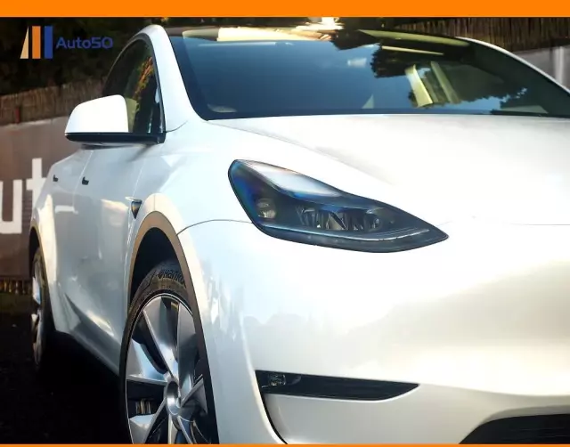TESLA Y Long Range AWD