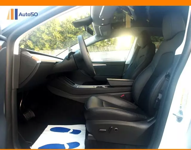 TESLA Y Long Range AWD