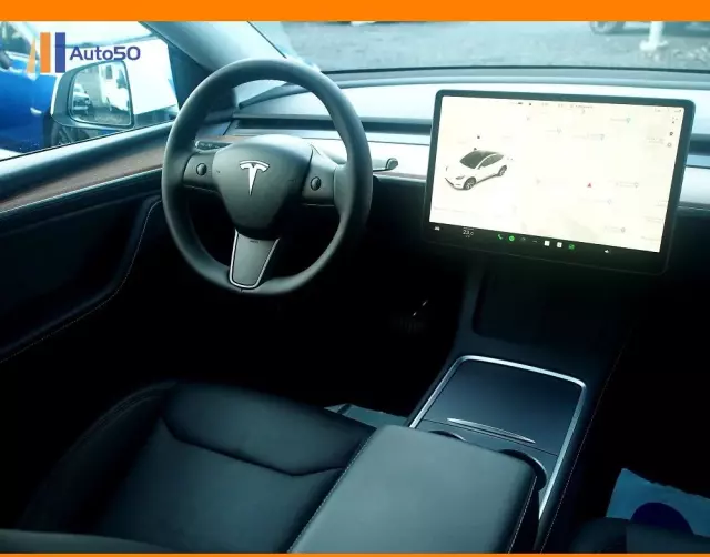 TESLA Y Long Range AWD