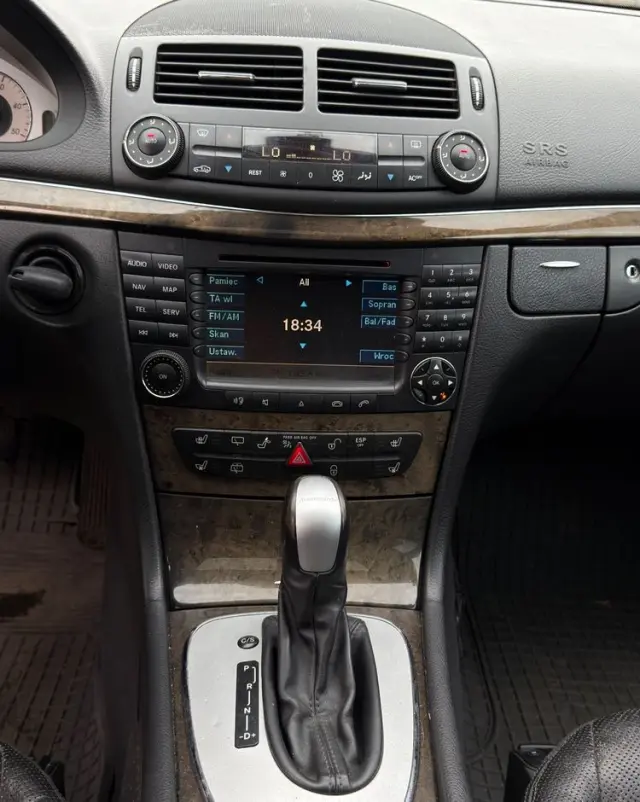 MERCEDES-BENZ Klasa E 320 CDI T Avantgarde