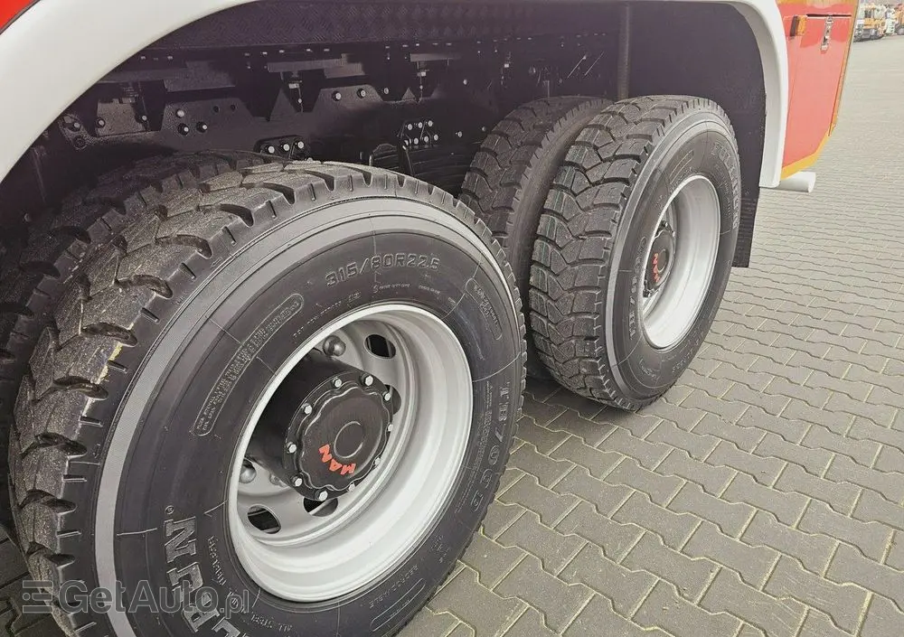 MAN TGS 26.440 6x6 9500 l woda + 950 piana Stolarczyk straż pożarna 