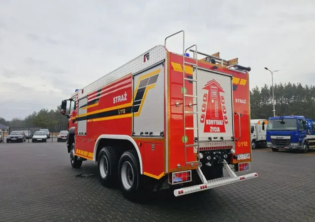 MAN TGS 26.440 6x6 9500 l woda + 950 piana Stolarczyk straż pożarna 