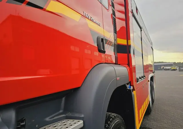 MAN TGS 26.440 6x6 9500 l woda + 950 piana Stolarczyk straż pożarna 