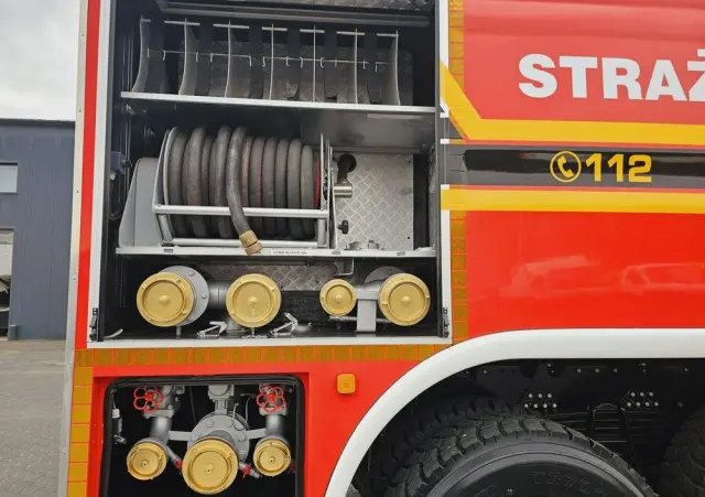 MAN TGS 26.440 6x6 9500 l woda + 950 piana Stolarczyk straż pożarna 