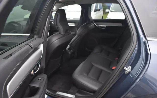 VOLVO V90 B4 D AWD Plus Bright