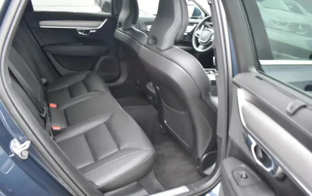 VOLVO V90 B4 D AWD Plus Bright