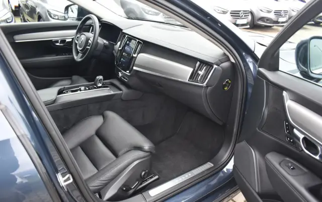 VOLVO V90 B4 D AWD Plus Bright