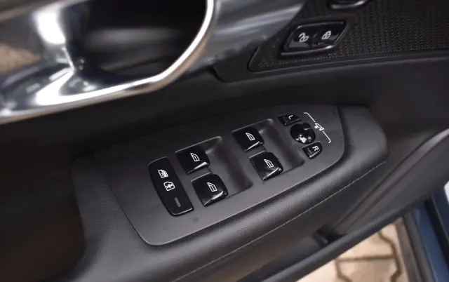 VOLVO V90 B4 D AWD Plus Bright