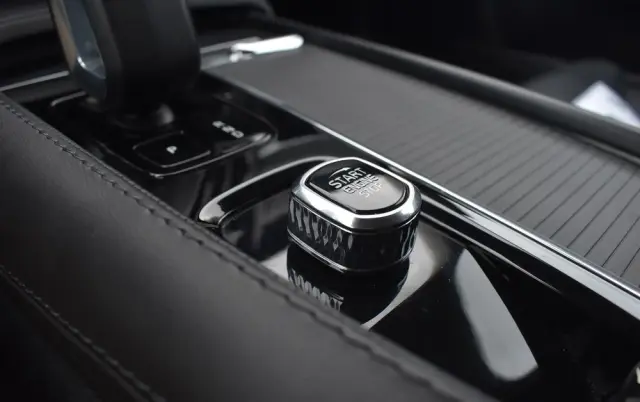 VOLVO V90 B4 D AWD Plus Bright