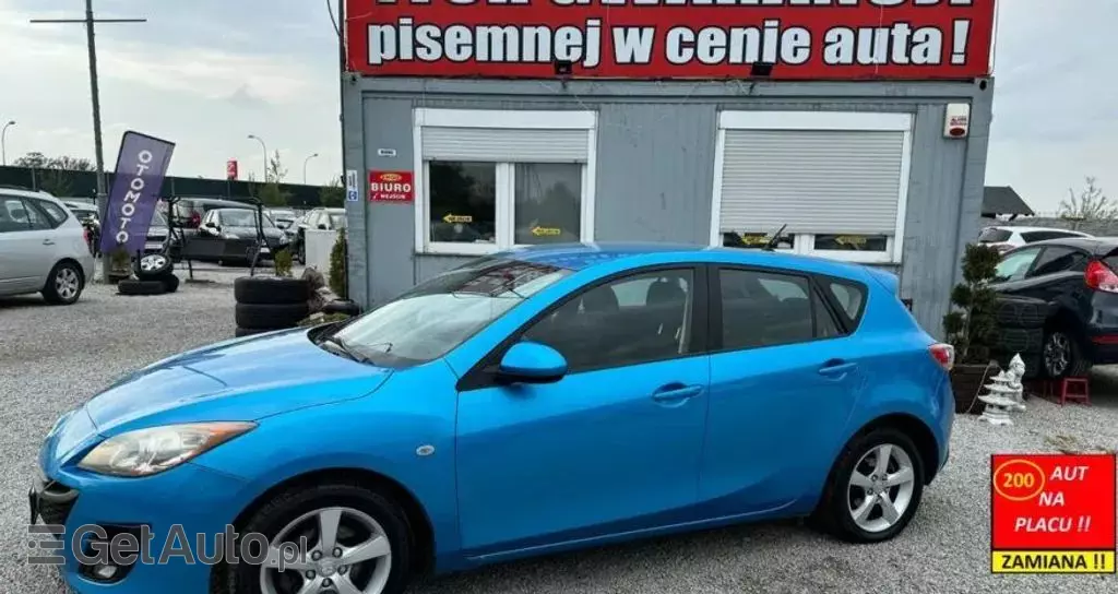 MAZDA 3 