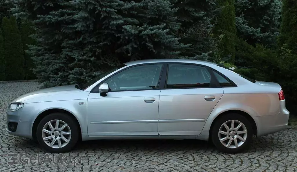 SEAT Exeo 
