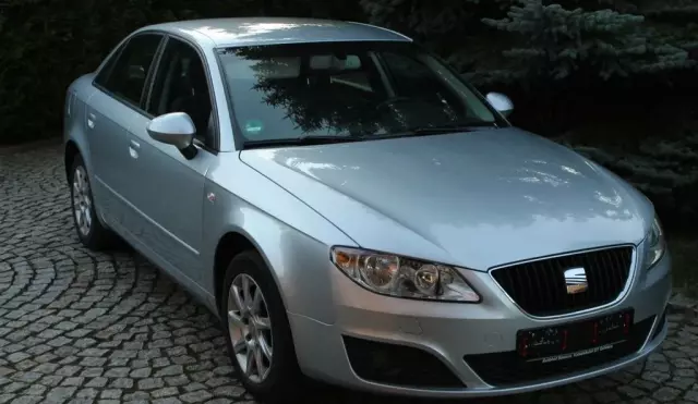 SEAT Exeo 