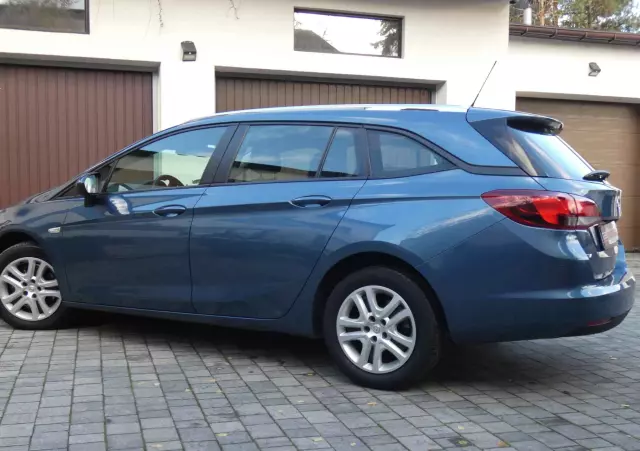 OPEL Astra 1.6 CDTI DPF ecoFLEX Sports TourerStart/Stop Exklusiv